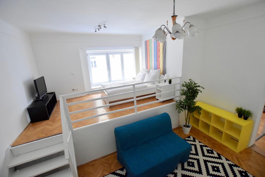 Budget Apartment By Hi5 - Akacfa 4 Boedapest Buitenkant foto